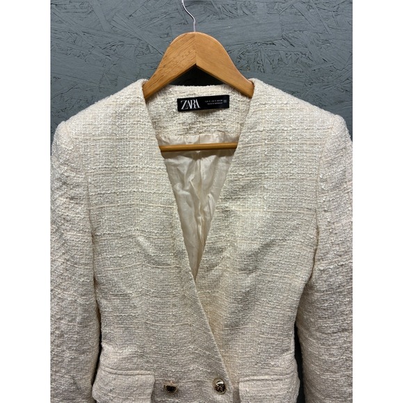 Zara Blazer Double Breasted Tweed Women's Medium Cream Ivory Gold Button Jacket - Picture 2 of 12
